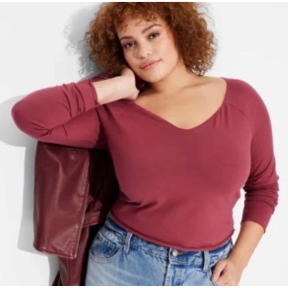 Wild Fable Women's V-Neck Raw Hem Semi Cropped Long Sleeve Top - Rose Red XL NWT